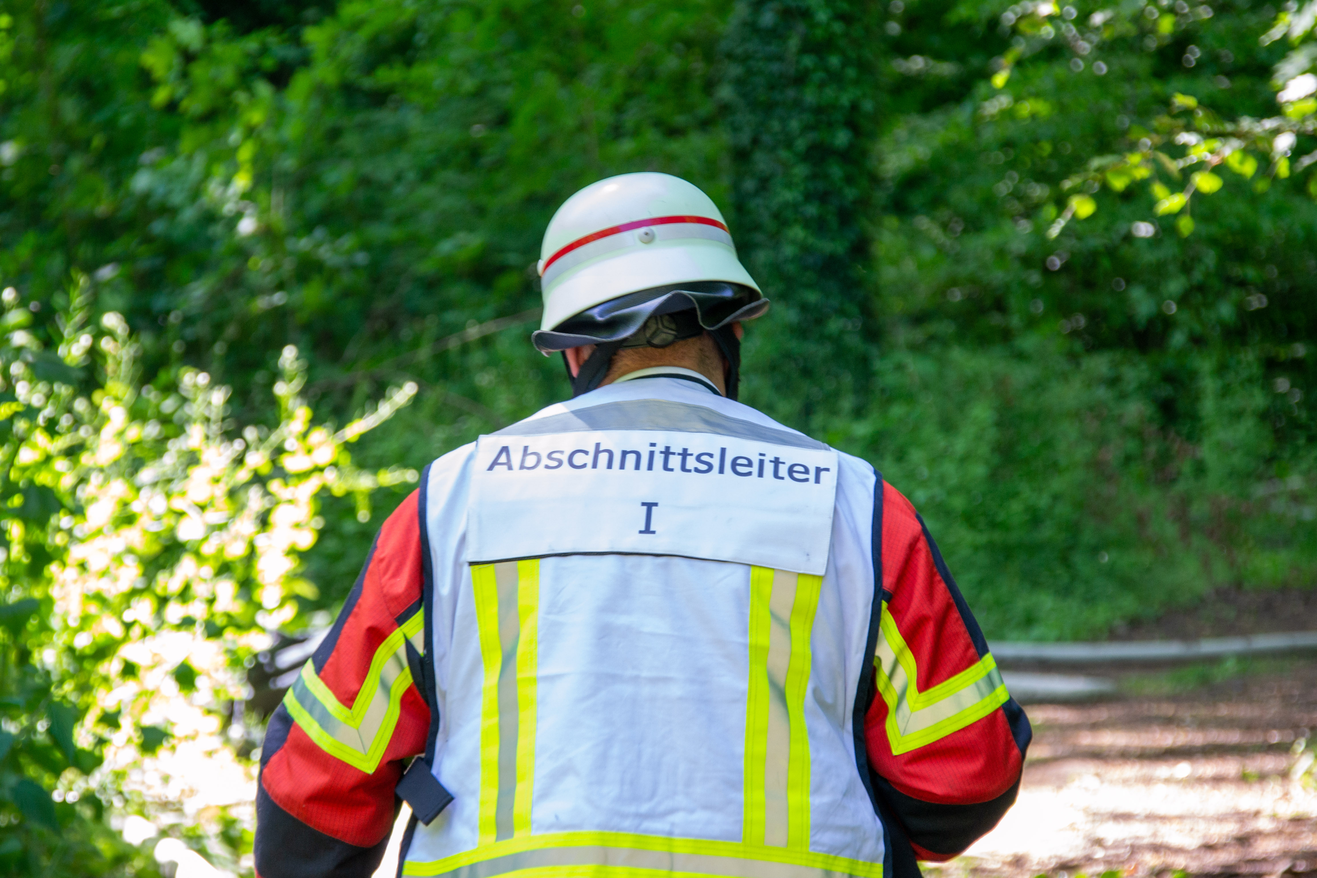 Feuerwehrfahrzeuge am Einsatzort